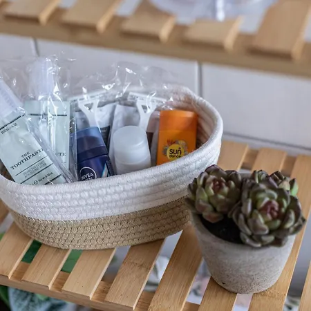 아파트 Cozy Ii Luxurioes Moselview Terrasse Garten Netflix 라이웬