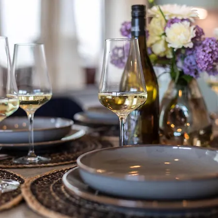 Cozy Ii Luxurioes Moselview Terrasse Garten Netflix 라이웬