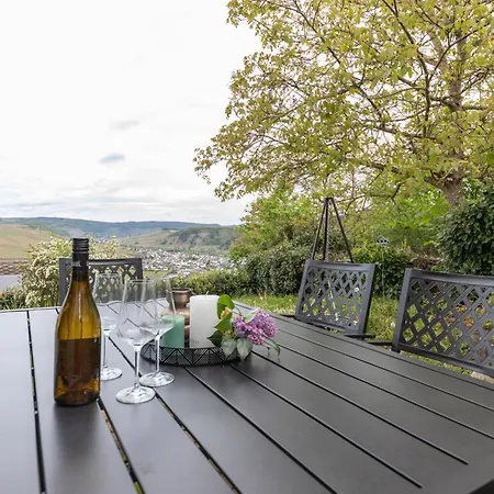 Cozy Ii Luxurioes Moselview Terrasse Garten Netflix 라이웬